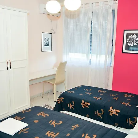 ゲストハウス メアリー