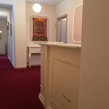 メアリー ゲストハウス *